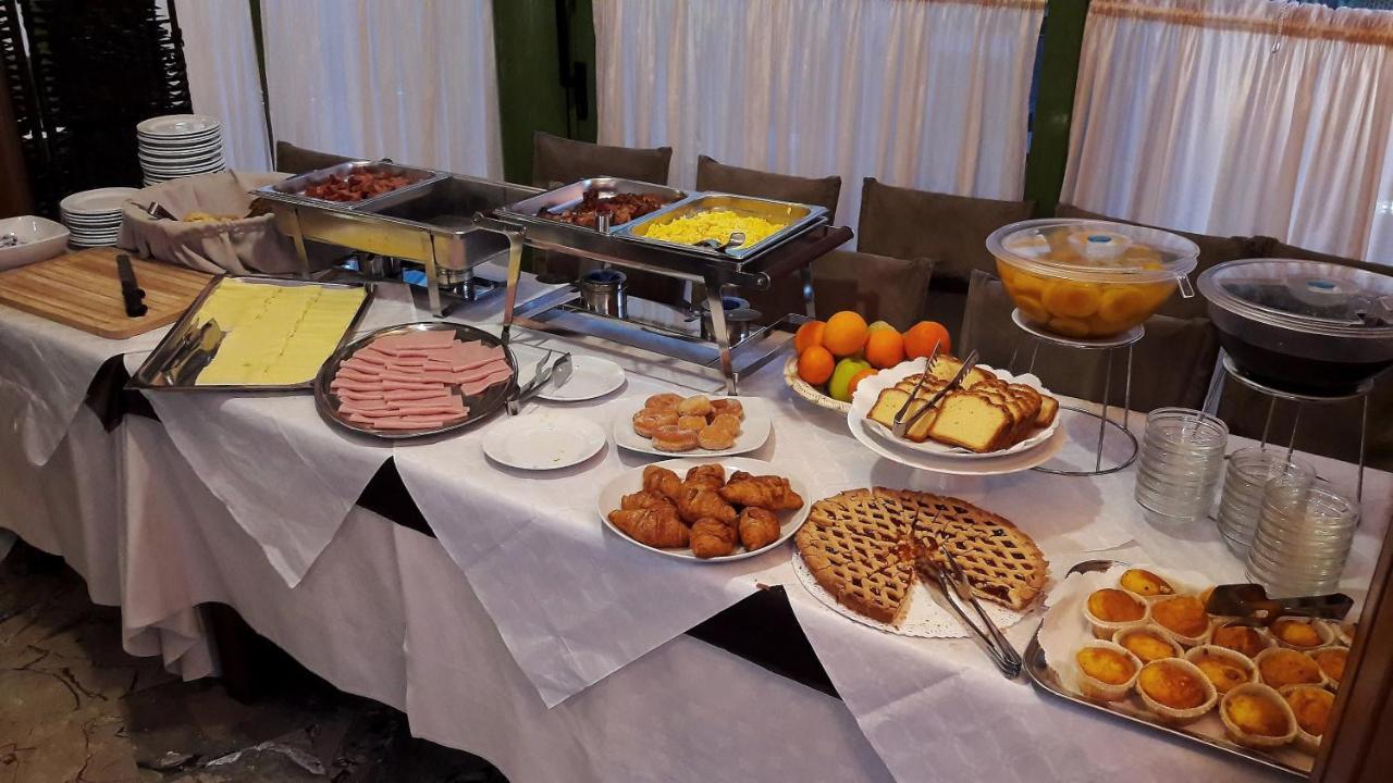 Hotel Ambrosiano モンテカティーニ・テルメ エクステリア 写真