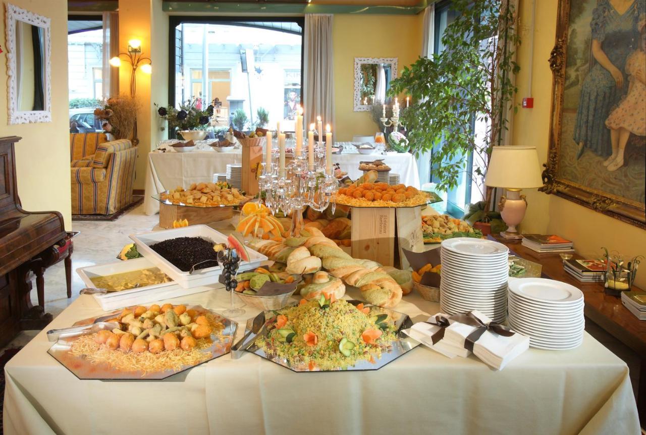 Hotel Ambrosiano モンテカティーニ・テルメ エクステリア 写真
