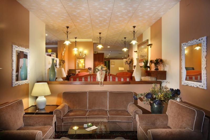 Hotel Ambrosiano モンテカティーニ・テルメ エクステリア 写真